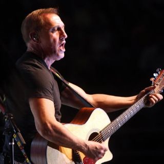 Grabado, ''Franco de Vita Vuelve En Primera Fila''