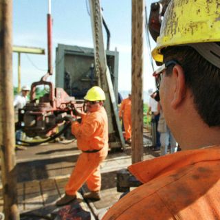 EU avanza en sellado de pozo petrolero en Golfo de México