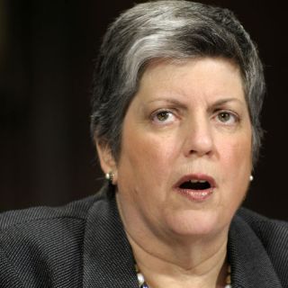 Janet Napolitano es reprobada por activistas pro reforma migratoria