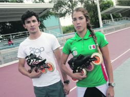 Luis Guillermo González y Ximena Buenfil, patinadores de velocidad, podrán asistir al certamen con el apoyo del Code. EL INFORMADOR /
