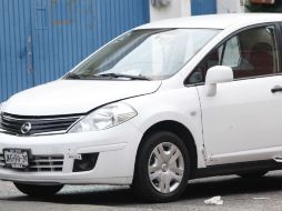 Testigos en el lugar mencionaron que los disparos fueron sólo contra el hombre que intentaba escapar en un Nissan. ARCHIVO /