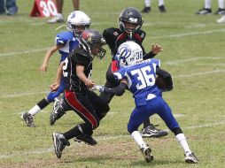 Acción de uno de los partidos celebrados hoy en Tlaquepaque.  /