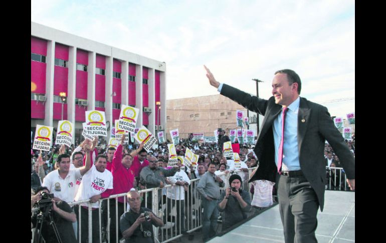 Fernando Castro Trenti, tras perder los comicios, retornará a su escaño en el Congreso estatal. NTX /