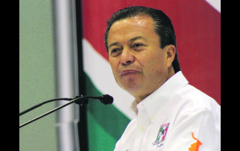 César Camacho, líder del PRI, afirma que después de las elecciones su partido sigue unido. ESPECIAL /