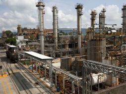 El país debe hacer más competitiva la planta productiva y lograr tasas de crecimiento más elevadas y sostenidas. ARCHIVO /