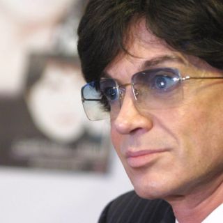 Condenan a Camilo Sesto a pagar 80 mil euros