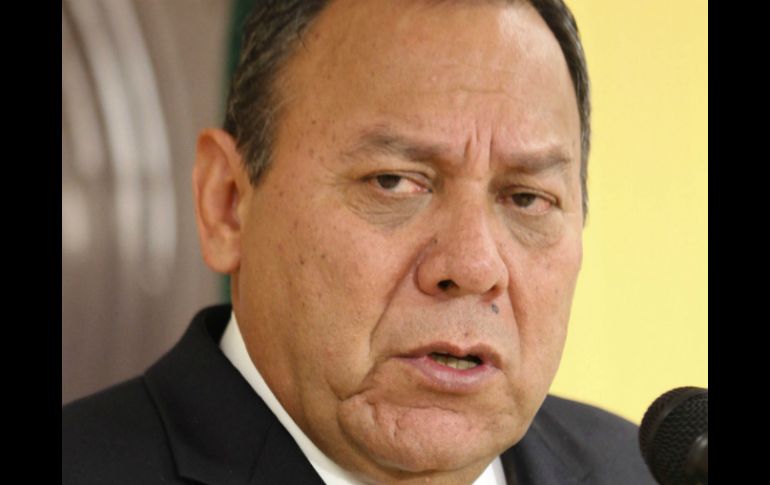 Zambrano asegura que el Pacto es un instrumento para facilitar acuerdos entre las principales fuerzas de México. ARCHIVO /