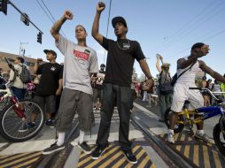 Las marchas continuaron en otras partes de Los Ángeles. AFP /