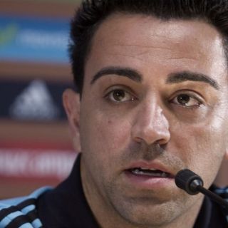 Xavi recibe el premio de la Agrupación de jugadores