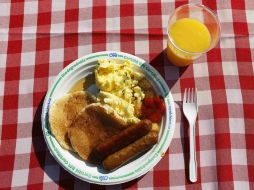 Saltarse el desayuno es uno de los malos hábitos alimenticios más frecuentes. ARCHIVO /