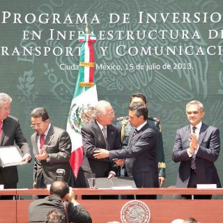 Peña Nieto proyecta $4 billones para infraestructura
