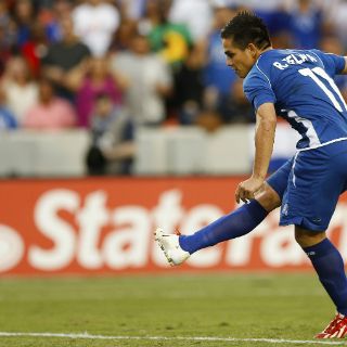 Zelaya falla a lo ''Kalusha''