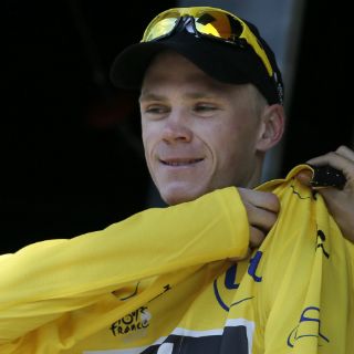 Froome gana la segunda contrarreloj a Contador
