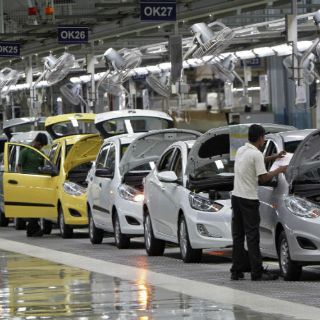 Sedeco prevé inversiones de empresas automotrices en el Estado