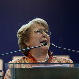Bachelet descarta reunión con Henrique Capriles