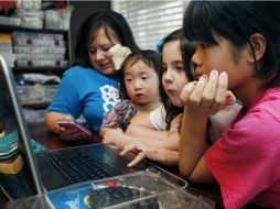 Google busca permitir al usuario navegar por sus programas televisivos, como si pasara de un canal a otro. ARCHIVO /