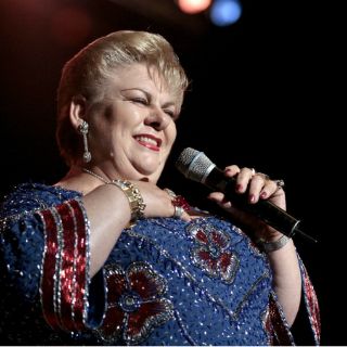 Paquita ''La del Barrio'' podría grabar tema con Sanz