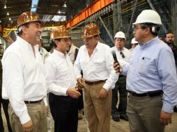 Enrique Peña Nieto indica que las inversiones en el país aumentaron por la confianza que presenta. SUN /