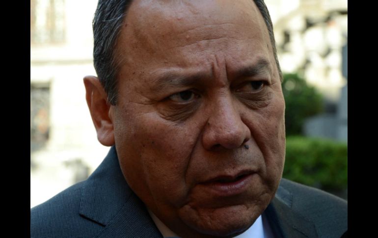 Jesús Zambrano asegura que el PRD continuará con una consulta sobre la reforma energética. ARCHIVO /