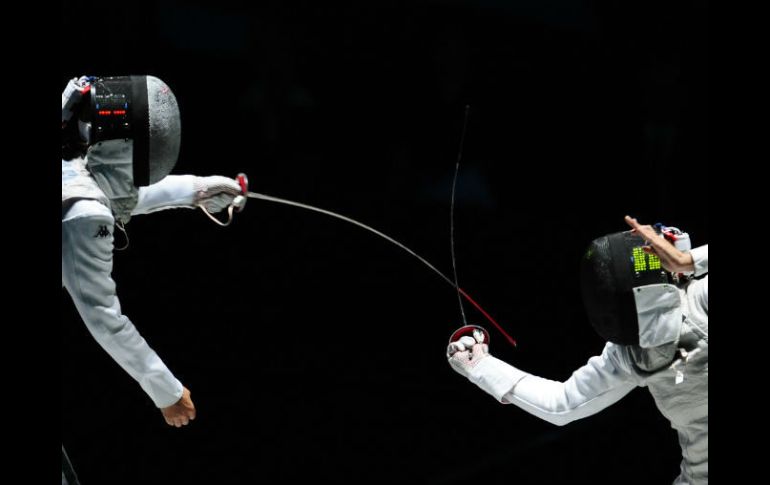 Los esgrimistas se encuentran entrenando para representar a México en el Campeonato Mundial de la especialidad en Hungría. ARCHIVO /