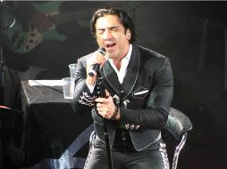 Fernández compartió con sus seguidores de Twitter que ambas canciones son parte de su nuevo álbum. ARCHIVO /