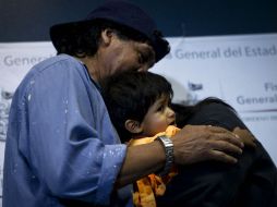 Nancy fue entregada a sus padres de la mano del fiscal general.  /