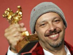 El cineasta explica que planteará un debate al espectador en su nueva versión. ARCHIVO /