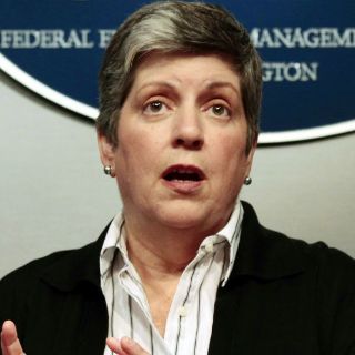 Napolitano visitará México para hablar de frontera y comercio