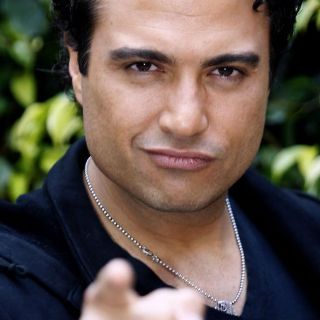 Jaime Camil celebra 40 años con ardua actividad en TV y cine