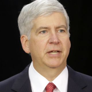 Gobernador de Michigan no pedirá ayuda federal por bancarrota