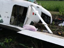 El accidente se registró a las 09:30 horas, junto al área de hangares del aeropuerto local. ARCHIVO /