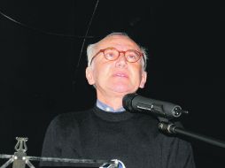 Publicaciones. Su primer libro fue Le scarpe appese al cuore (Los zapatos colgando del corazón). ESPECIAL /