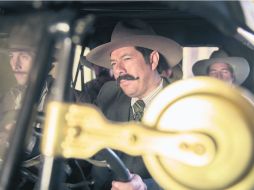 El actor afirma que, para dar vida a sus personajes, procura acercarse con historiadores y especialistas. ESPECIAL /