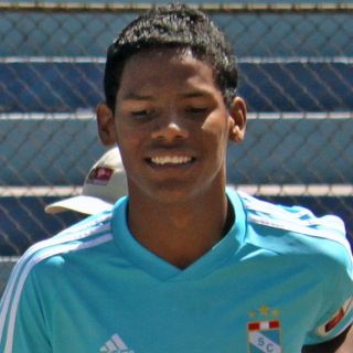 Llega a Lima cuerpo de futbolista fallecido en partido