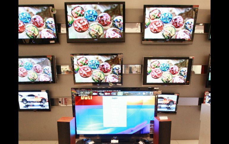 La SCT y la Cofetel insisten en que los resultados son ampliamente satisfactorios, pues el grado de penetración va en aumento. ARCHIVO /