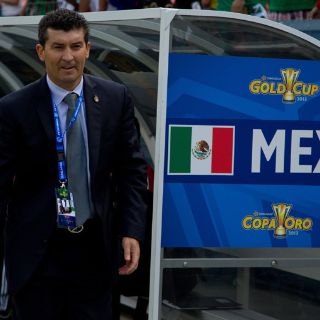 Concacaf designa árbitros