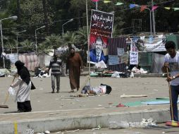 Las autoridades transitorias advierten que no dejarán que el país se hunda en una guerra civil. EFE /