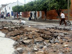 Vecinos de Tonalá denuncian obras mal hechas.  /