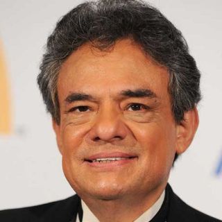 José José descarta su retiro de los escenarios