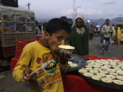 Al menos dos mil 14 personas han muerto en Siria desde el inicio del mes de ayuno musulmán de ramadán. AP /