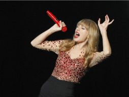 Taylor Swift ocupa el tercer puesto en la lista de celebridades menores de 30 años más poderosas elaborada por Forbes. ARCHIVO /