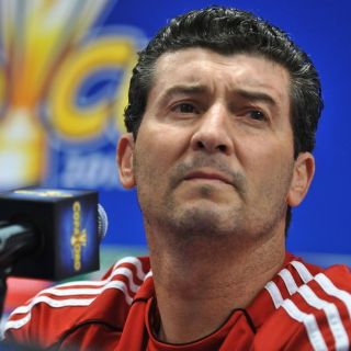 El lunes se define futuro del “Chepo” de la Torre en el Tri