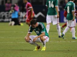 Miguel Layún se lamenta tras la eliminación ante Panamá. El Tri regresó a México esta tarde y evitaron dar declaraciones. ARCHIVO /