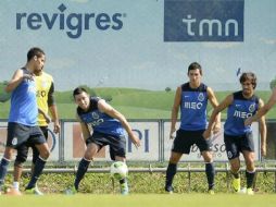 Los jóvenes seleccionados nacionales continúan en la adaptación al futbol europeo. ARCHIVO /