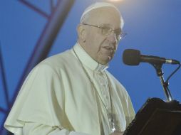 El Papa Francisco preside un Via Crucis en Copacabana por la Jornada Mundial de la Juventud. EFE /