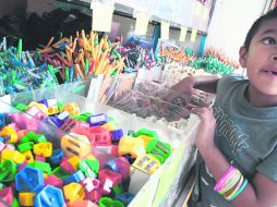 Feria del regreso a clases. En total son 60 proveedores quienes ofertan sus productos en el Parque Morelos. EL INFORMADOR /