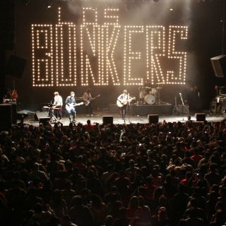 A ''la velocidad de la luz'', llegan Los Bunkers al Metropólitan