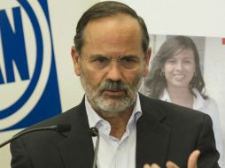 Gustavo Madero dice que buscan abrir la inversión privada en Pemex para que se puedan desarrollar sus recursos. ARCHIVO /