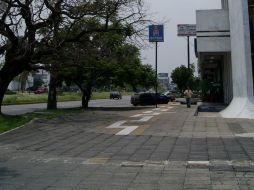 Al caminar por el lugar de los hechos donde don Ramón fue víctima de ''motoladrones'', se percibe un ambiente de tranquilidad.  /