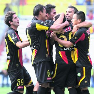 Leones Negros regresa de Yucatán con tres puntos en la bolsa